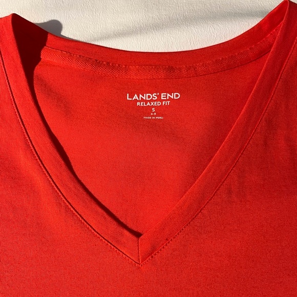 Land’s End V neck t shirt. Small. Relaxed fit - Picture 1 of 9